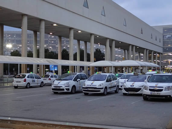 taxis for hire outside airport 